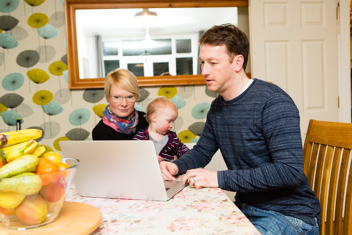 🔎 Nous avons passé au crible des sites web pour y détecter des cas de "greenwashing"
 
42% des allégations environnementales sur les sites analysés sont exagérées ou fausses, certaines pouvant être considérées comme des pratiques commerciales déloyales → europa.eu/!Gf67Xh