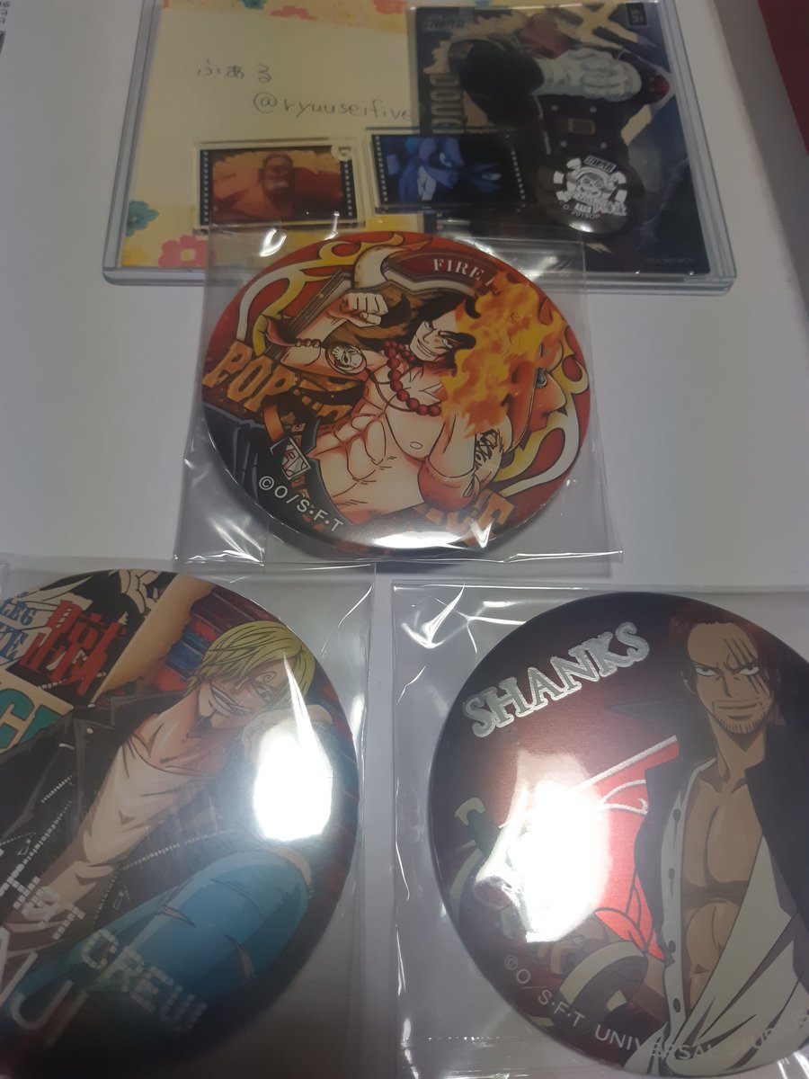 ふぁる 鬼龍さんは永遠のアイドル One Piece ワンピース 交換 譲渡 譲 エース サンジ シャンクス 求 送料 エースは裏面に錆び シャンクスは印のようにマントにそっての傷 サンジは当方の見解ですがスレが多い気がします お写真が今の時間帯だと
