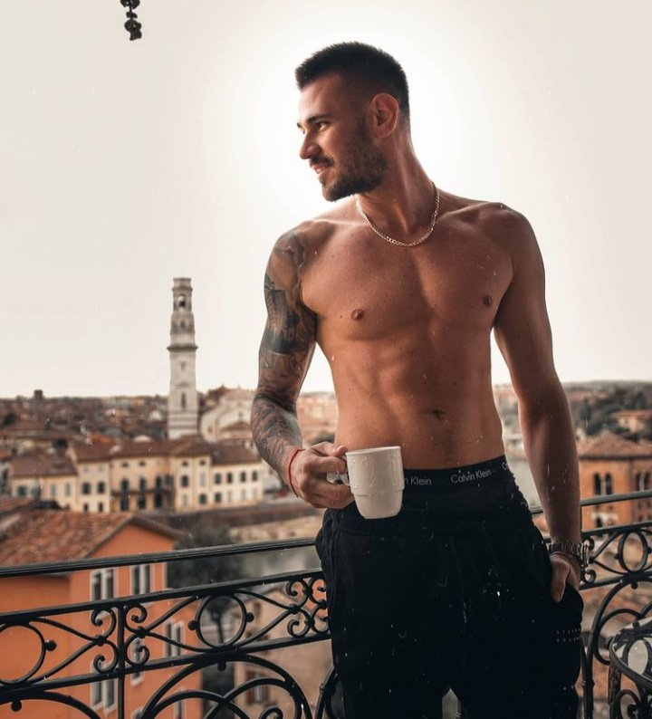 bigcocks997's tweet photo. Cvija😋😋 https://t.co/uAgw8VWesZ