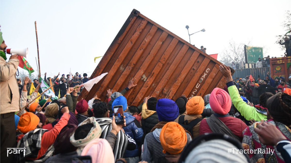 “The main rally was to have started at 10 a.m.” says Karamjit Singh from the Kirti Kisan Union, one of the 32 Samyukta Kisan Morcha constituents. “But miscreants led by Deep Sidhu and Lakha Sidana [and others] – neither of them part of the 32-union SKM – caused a disruption. 3/n