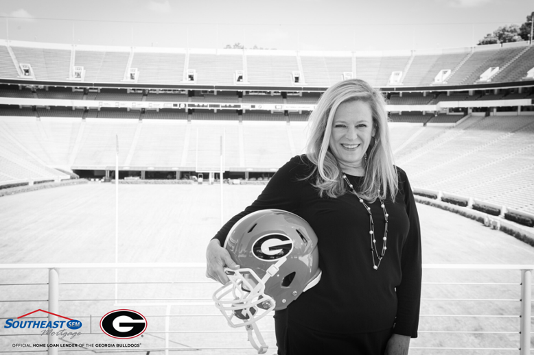 SEMofGA's tweet photo. A University of Georgia graduate and now Chief Operating Officer at Southeast Mortgage. Kathy has been with the company for over 27 years and has been dedicated to leading our operations team to where we are today. This alumna sure is proud to be The Official Home Loan Lender of https://t.co/Z0Ab5LDOrk