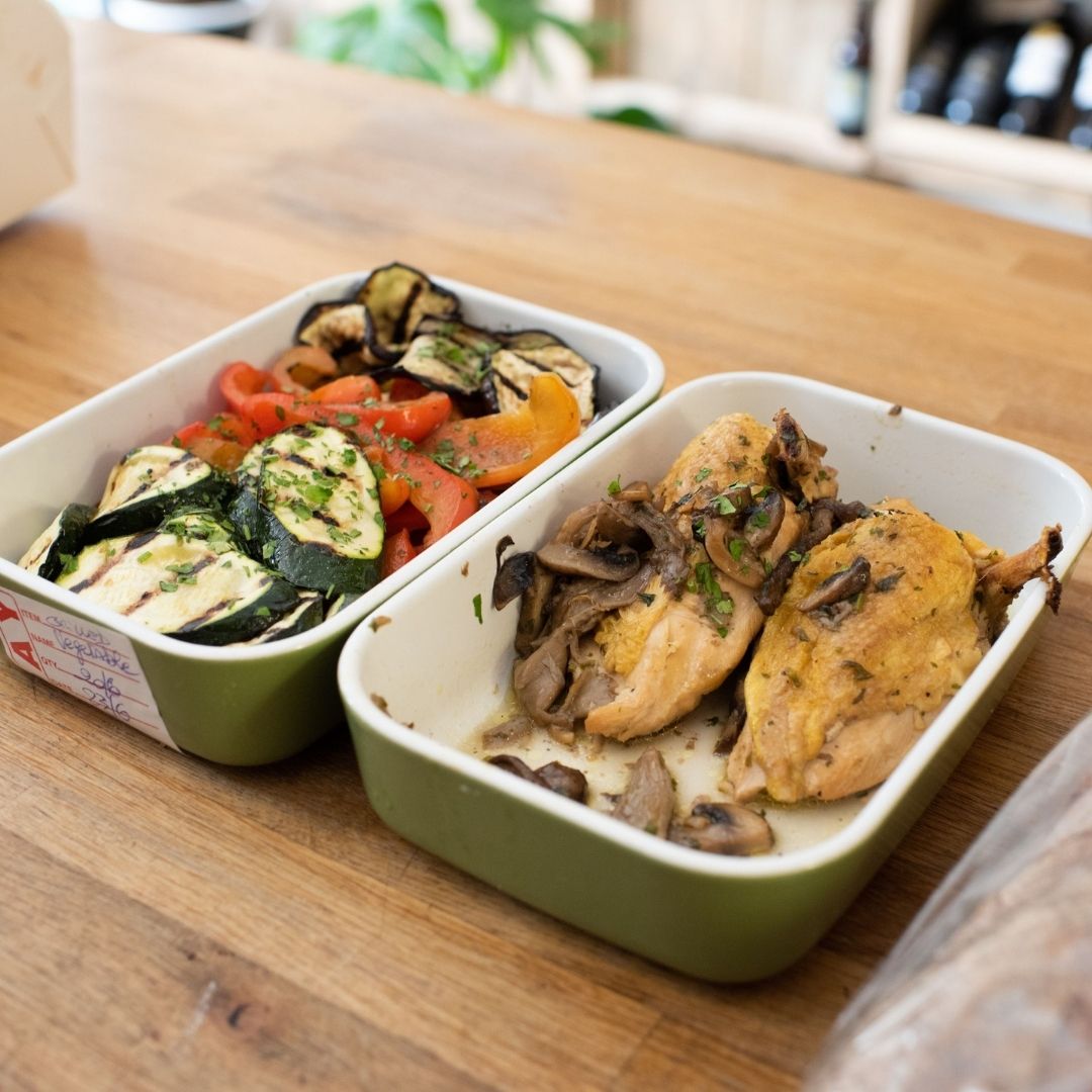 Looking for something from our deli? We're open from 12pm - 8pm today for takeaway. 😍
Want to preorder your takeaway? Phone us on 020 8981 8509. ☎️
#SymposiumLondon #LondonRestaurant