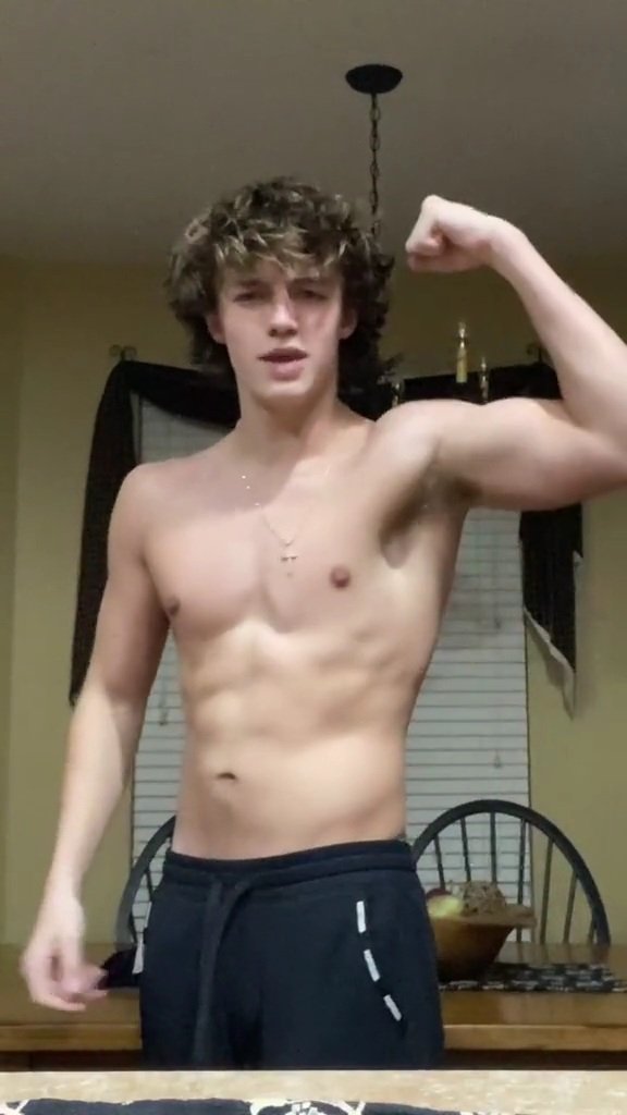 𝗰𝗲𝗹𝗲𝗯𝘀·𝗯𝘆·𝘀𝗲𝗯 on Twitter: "Zane Carter 🥵…