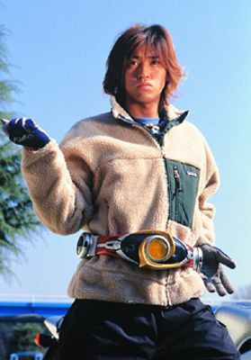 シマリス 仮面ライダーアギトの変身ポーズは初期 15話以降 バーニングフォーム そして最終回のシャイニングフォームへの直接変身 の全部で4種類 こんなに種類があるライダーも珍しいのでは それを再現できるのはうれしい 仮面ライダーアギト 仮面 シマリス 仮面ライダーアギトの変身ポーズは初期 15話以降 バーニングフォーム そして最終回のシャイニングフォームへの直接変身 の全部で4種類 こんなに種類があるライダーも珍しいのでは それを再現できるのはうれしい 仮面ライダーアギト 仮面