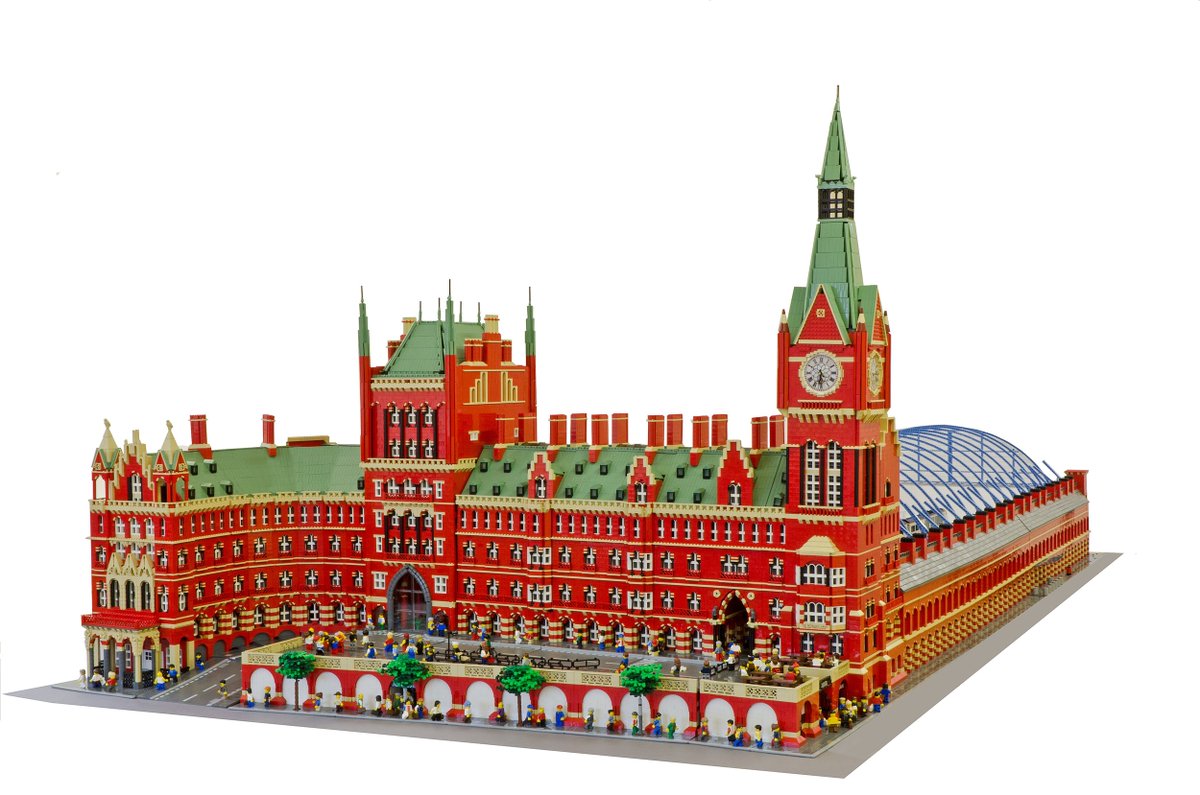 London in LEGO. 

@warrenelsmore created the St Pancras Renaissance Hotel out of 180,000 bricks, as part of his #BrickCity exhibition. Now that's some breathtaking brickwork. 

#InternationalLegoDay 

#CreativityIsGREAT 🧱🇬🇧