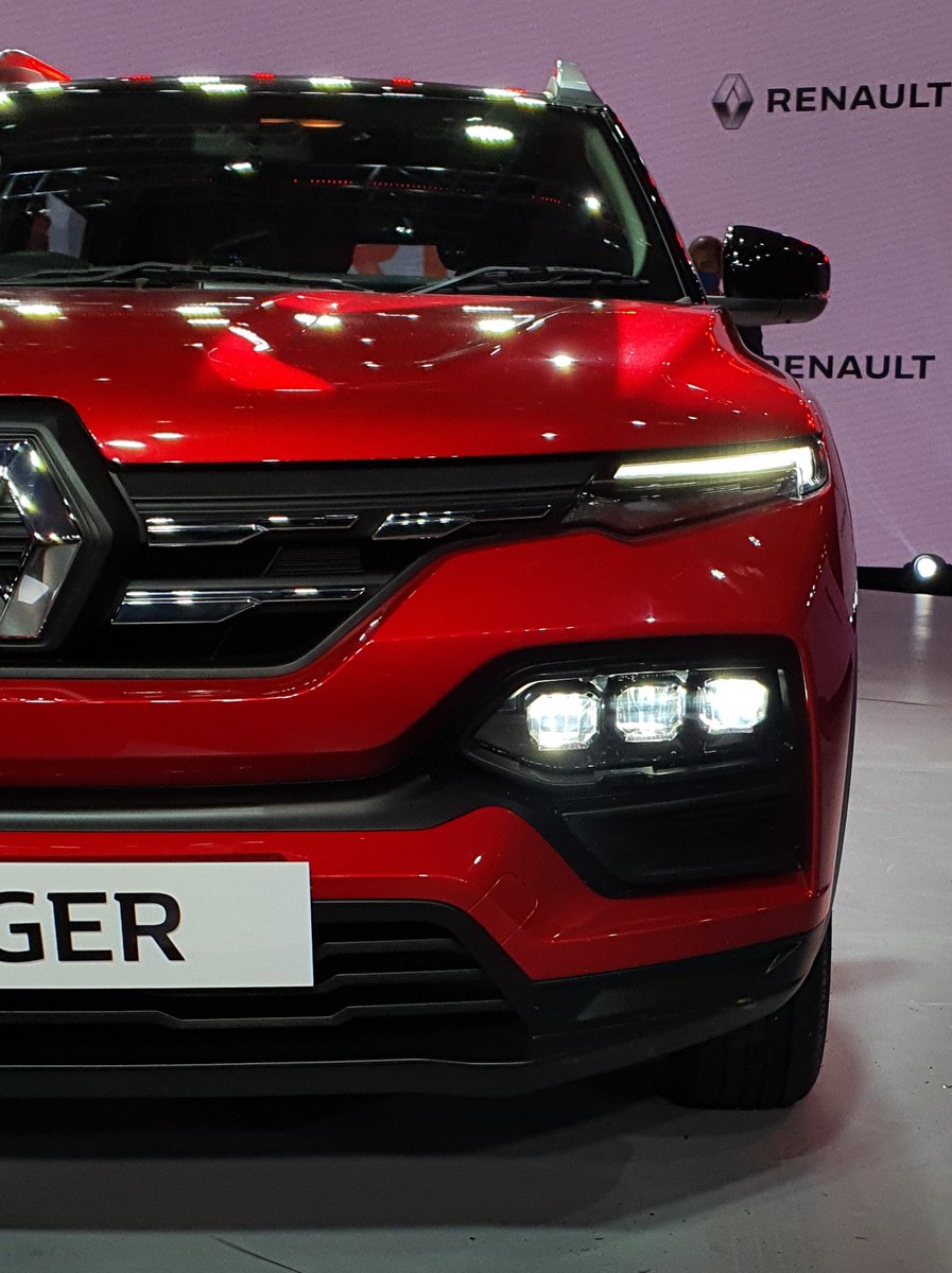 drift_singh's tweet photo. Not overly Chrome-d, Slick!
Certainly a looker.
3 Pod Headlamps, Integrated Deals, Blacked rough, Roof rails! I certainly like this styling. 
Good job @RenaultIndia 
#theKIGERlife #renaultkiger #kiger #pdarmy
@PowerDrift https://t.co/q5j7eC65jF