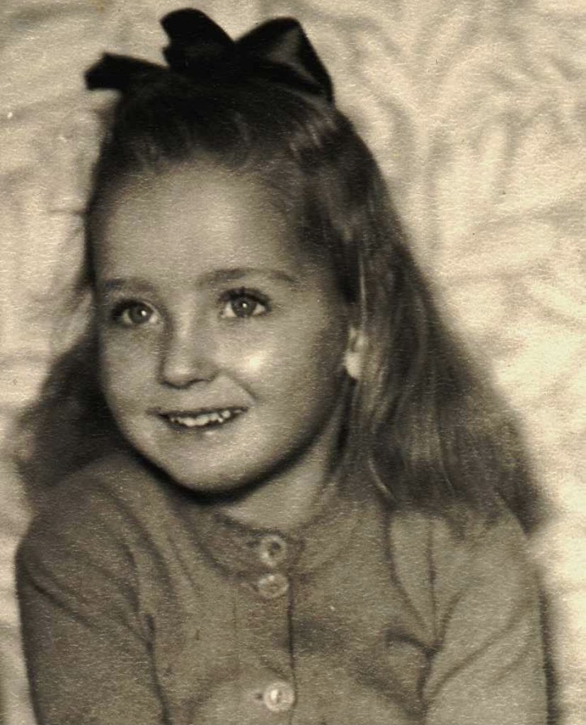 PaulBromby's tweet image. Dear Mom, I wish you could see how much the World has changed. No longer is Mental Illness something to be ashamed about, in fact we have a day dedicated to openly discuss it. We don’t see people who suffer as weak, there is compassion and empathy. Love you Mom ❤️
#BellLetsTalk