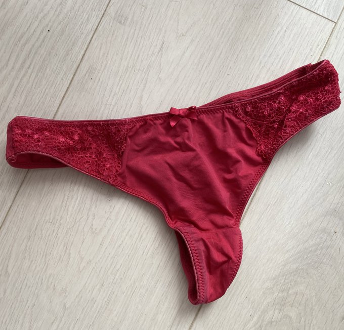 Wer will ihn ? 🥵  Verkaufe ihn 😛 https://t.co/UHodzl8R2s<a href="/tag/love"class="tags"><span>#love</span></a><a href="/tag/dog"class="tags"><span>#dog</span></a><a href="/tag/girl"class="tags"><span>#girl</span></a><a href="/tag/puppy"class="tags"><span>#puppy</span></a><a href="/tag/christmastree"class="tags"><span>#christmastree</span></a><a href="/tag/advent"class="tags"><span>#advent</span></a>