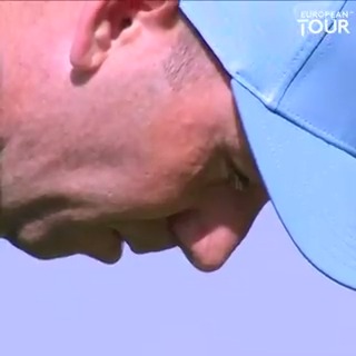 RT @EuropeanTour: Sergio Garcia was putting with his eyes closed during his opening round 66 in Dubai.

#ODDC https://t.co/7bCgLJV6EZ