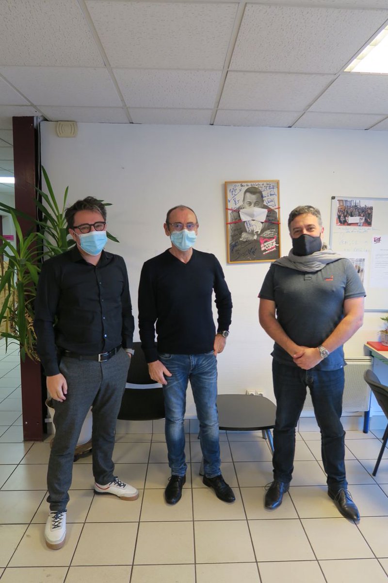 N’est pas solidaire qui voeux ! C’est une vraie fierté pour Arcange de participer avec les 8 autres agences du groupe à ce don de 5000€ pour les Restos du Coeur 💪