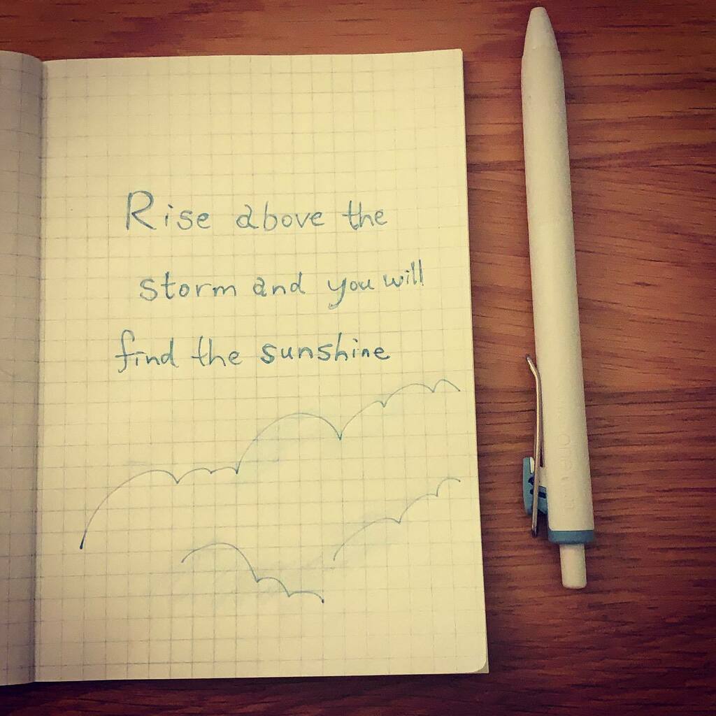 africanwhale's tweet photo. 嵐の雲の上は、いつも晴れているから
.
.
#journaling #journalinglover #bujo #bulletjournal #bujolove #bujolover #quotes #quoteoftheday #goodwords #notebook #notebooklover #ノート好き #ジャーナリング #journalingaddict #journalinglove https://t.co/2f34pVRRrH https://t.co/4nofApeSOv