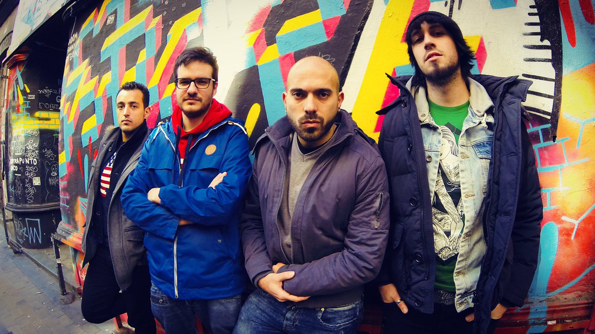 Gracias a todos por la genial acogida que está teniendo nuestro álbum #pensarenalto 😻
Seguimos trabajando en temas nuevos que esperamos poder enseñaros muy pronto! 🙌
#logicadegato #ldg #malasaña #fotos #grupo #musica #sesion #poser #sesiondefotos #banda #rock #madrid