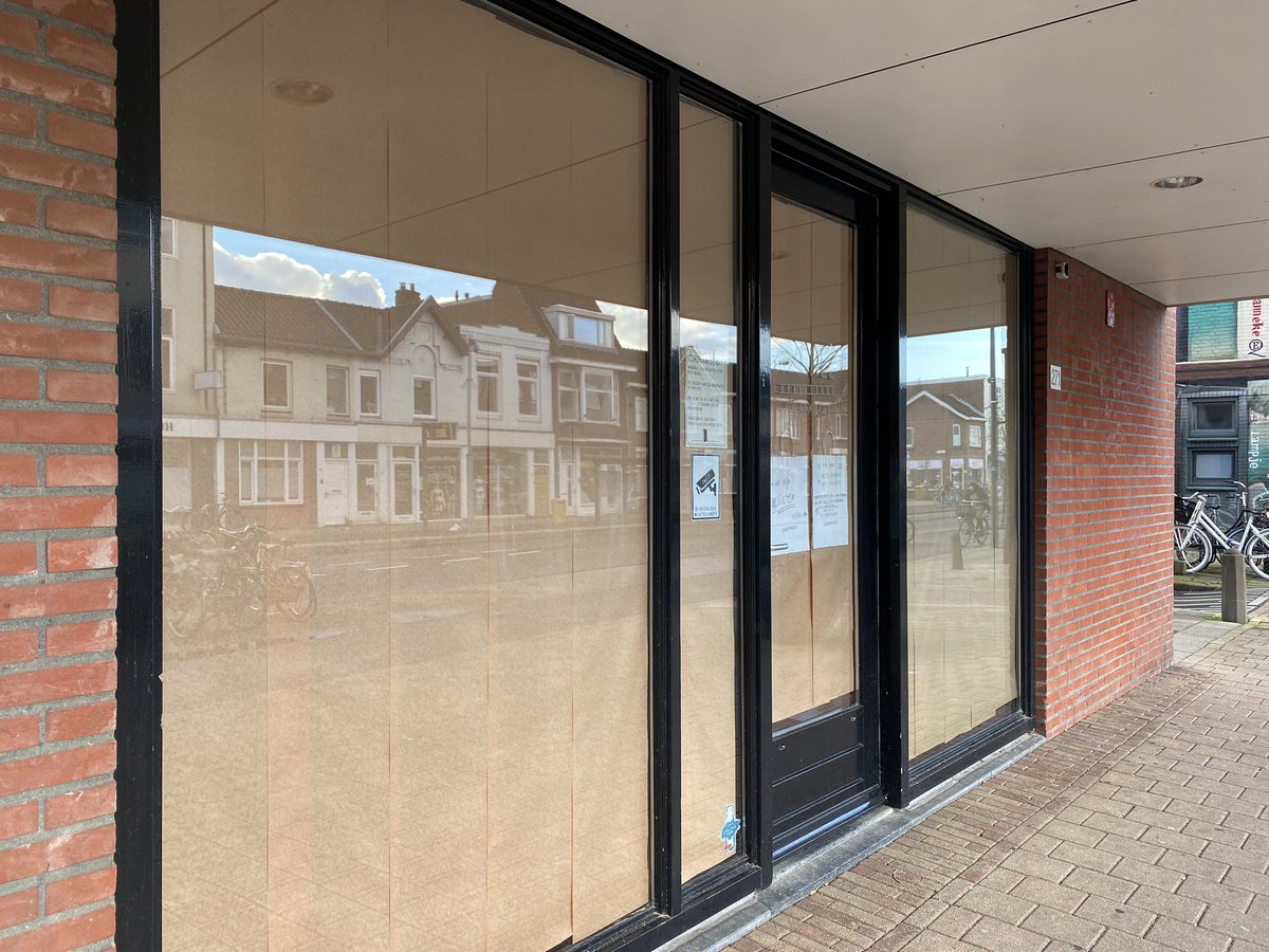 Support your Locals #Utrecht en die op de <a href="/Straatweg/">Amsterdamsestraatweg</a> even extra. Na alle Corona-shit deze week ook nog maatregelen moeten nemen om de winkel te beschermen omdat er serieuze dreiging van rellen was. 
Dichttimmeren, hele nacht waken in de winkel. Als je kunt, steun ze.