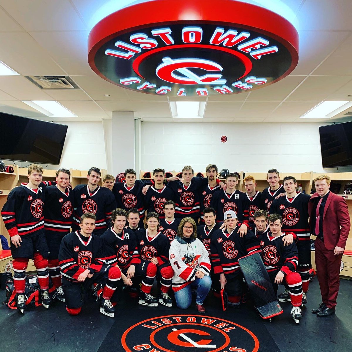 CycsNation's tweet image. More than hockey... #BellLetsTalk #GetInTouchForHutch