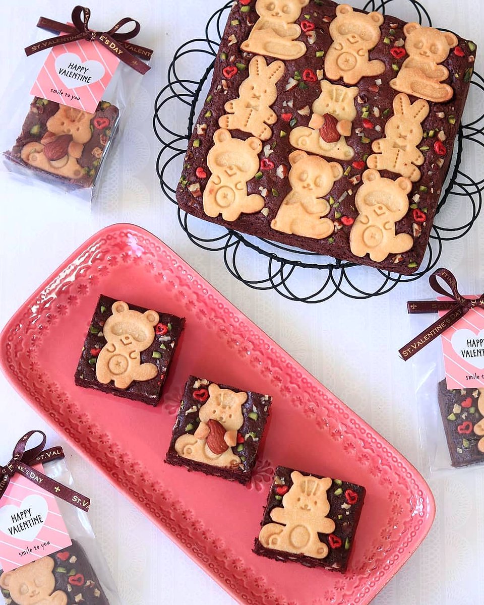 Misa クッキーブラウニー コッタさん Cotta Corecle の新しいクッキー型がかわいいっ 型に合わせて レシピは昨年公開のものを2倍で コッタ クッキーブラウニー バレンタインレシピ T Co Kzkudqxu9w T Co Ptw1dg1wkc