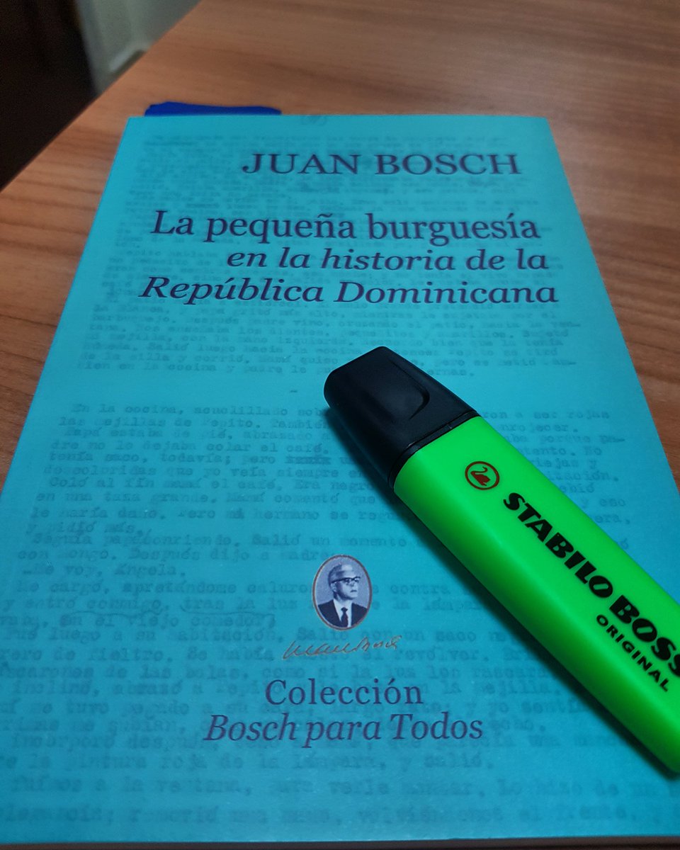 Primera lectura del 2021, La pequeña burguesía en la historia de la República Dominicana de #JuanBosch. 

#Lectura #Reading #Historia #History #RD #Libros #Book #DeMiBiblioteca
