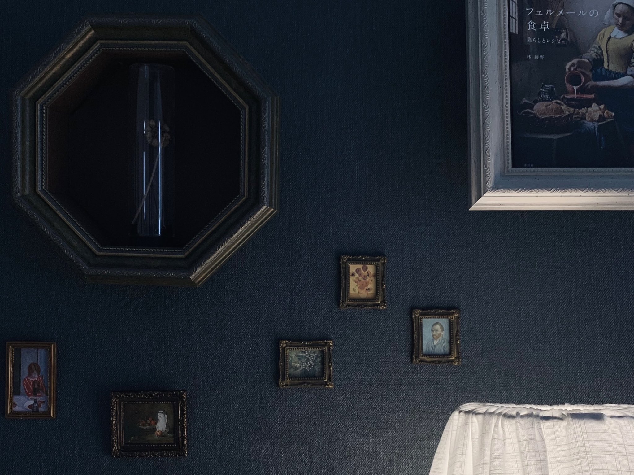 Mei 注文していたミニチュア絵画が届いた 壁が小さな美術館になっていく Mei 注文していたミニチュア絵画が届いた 壁が小さな美術館になっていく