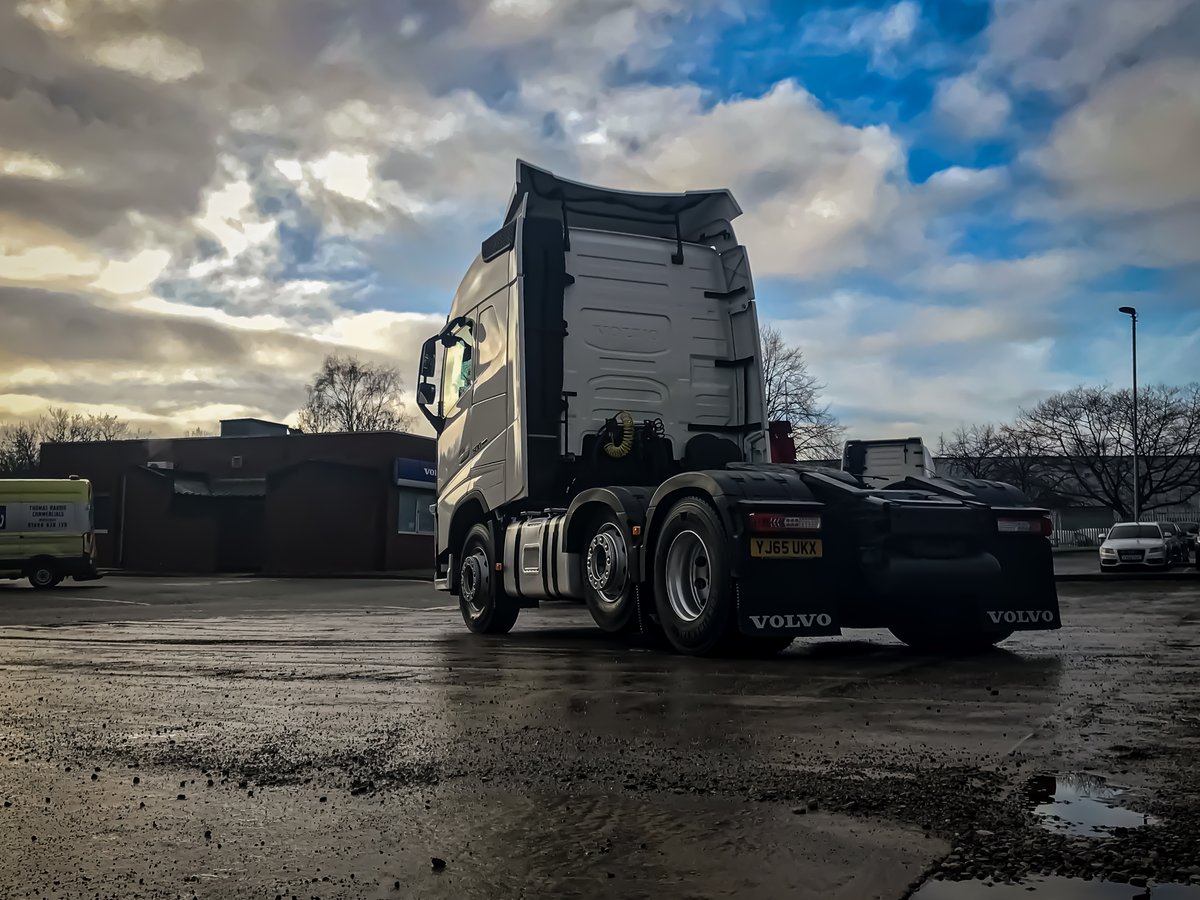 THCUsedTrucks's tweet photo. Economy &amp; Export. Providing the world with quality used Volvo's. 

Struggling to find the right Volvo for your business?

Speak to a professional today ⬇

📱 07585 046430

📩 Sales@thardie.co.uk

#volvo #volvotrucks #trucks #trucksforsale #usedtrucks https://t.co/KcIUKUhK5q