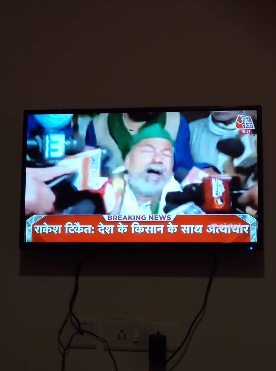 AjiHaaan's tweet photo. बक्कल तार देंगे 😂😂 https://t.co/aYSkgbeAdw