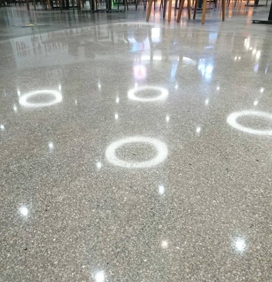 SuperabrasiveTR's tweet photo. #superabrasive #lavina #PCD #epoksi #kazıma #epoxy #beton #parlatma #betonparlatma #makina #endüstriyel #vakum #zemin #silim #aşındırıcı #elmas #inşaat #mermer  #shinepro #concrete #grinding #machine #construction #polishing #gloss #elite https://t.co/K3aVpkZXu2