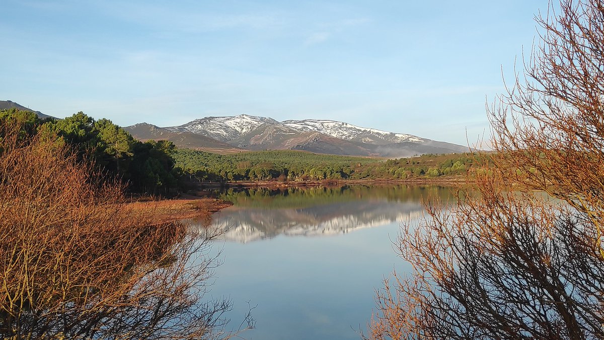 GilberCT's tweet image. Bonitas vistas del Teleno desde la presa de Tabuyo del Monte #LeonEsp 
Justo antes de hacer nuestra prueba anual excluyente, el #Packtest, obligatorio para los #BomberosForestales #BRIF de @mitecogob
@tiempobrasero