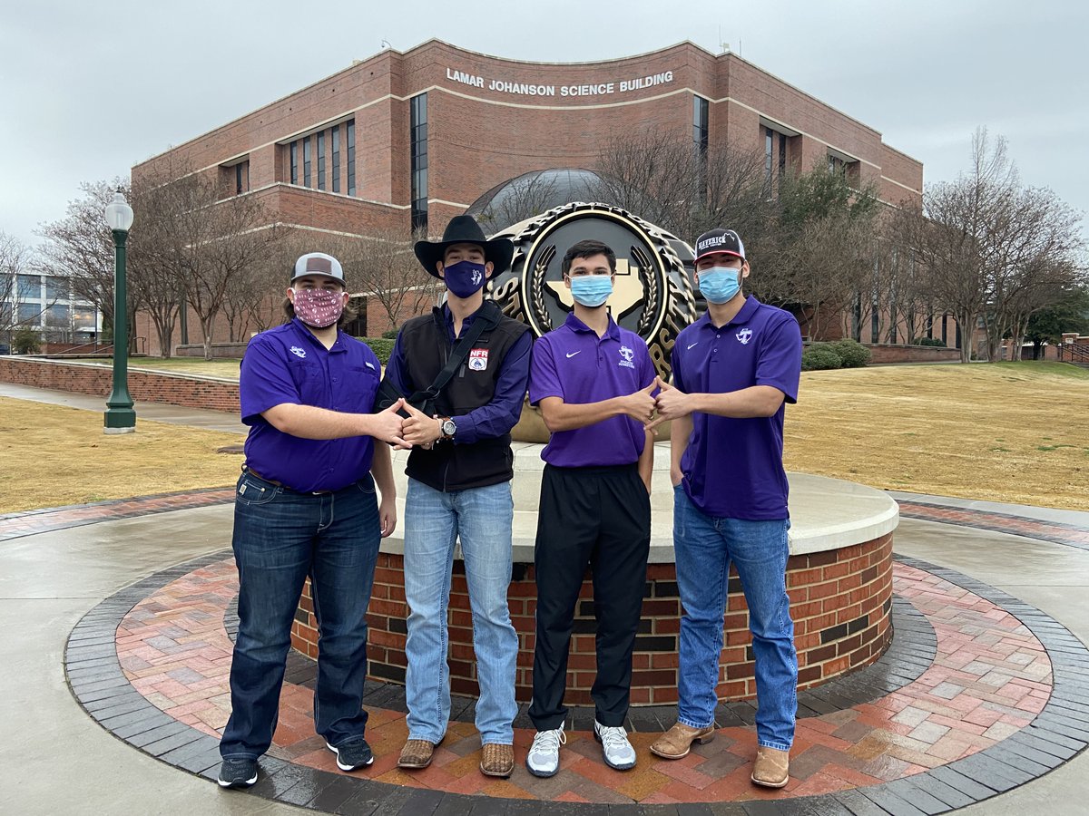 TarletonCLSO's tweet photo. Happy Purple Thursday! https://t.co/fsFy34EFG0