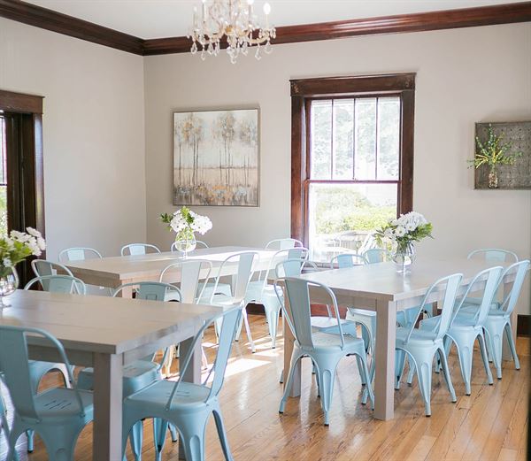 Eventective's tweet photo. Bursting with 110 years of history, the house of Bakehouse Events is perfect for weddings, birthday parties, showers, and more! Events begin at $75 per hour. This beautiful vintage setting awaits!

https://t.co/TnU3IXLCke
#eventective #eventplanning #party #wedding https://t.co/hv4sTm0SCE