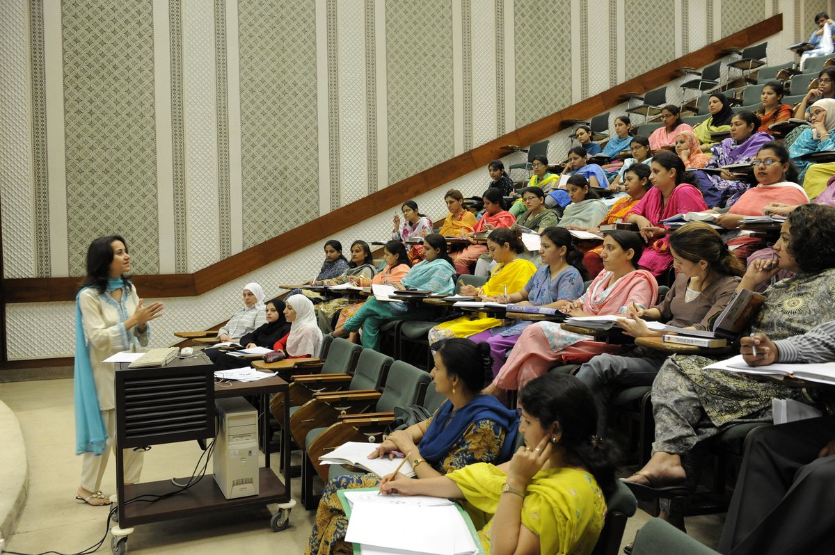 In addition to work on physical health, <a href="/AKUGlobal/">Aga Khan University</a> also works on initiatives related to mental health. #AKU #MentalHealth
Learn more about one such project: akdn.org/project/mental…

#BellLetsTalk 
For every RT, <a href="/Bell_LetsTalk/">Bell Let's Talk</a> will donate $0.05 towards mental health initiatives.