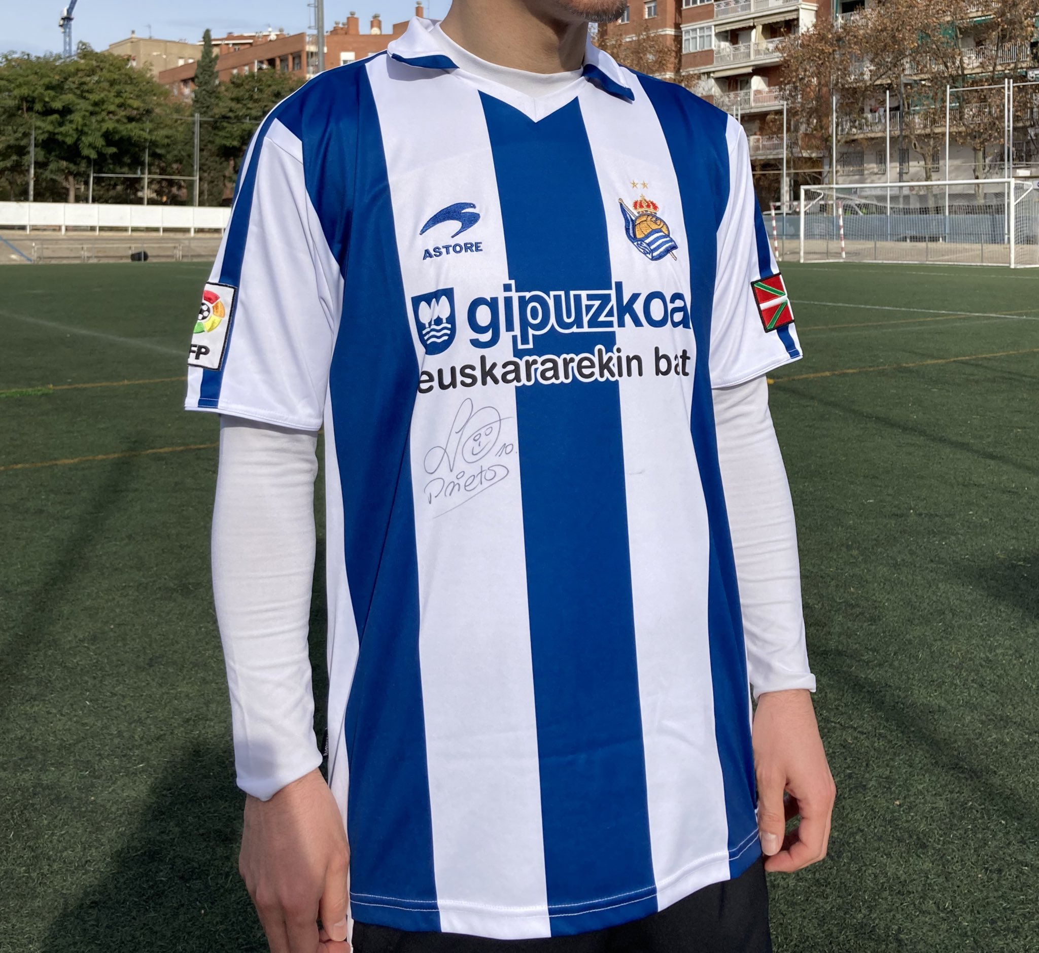 工藤 拓 今日の一着 07 Realsociedad 10 11 トップクラブでやれる才能を持ちながら ラ レアル一筋に生きた Xabiprieto 2部で3シーズン苦しんだ時すらブレなかった真のワンクラブマン サインかわいい ユニフォーム ラ リーガ ラリーガ レアル 工藤 拓 今日の一着 07 Realsociedad 10 11 トップクラブでやれる才能を持ちながら ラ レアル一筋に生きた Xabiprieto 2部で3シーズン苦しんだ時すらブレなかった真のワンクラブマン サインかわいい ユニフォーム ラ リーガ ラリーガ レアル