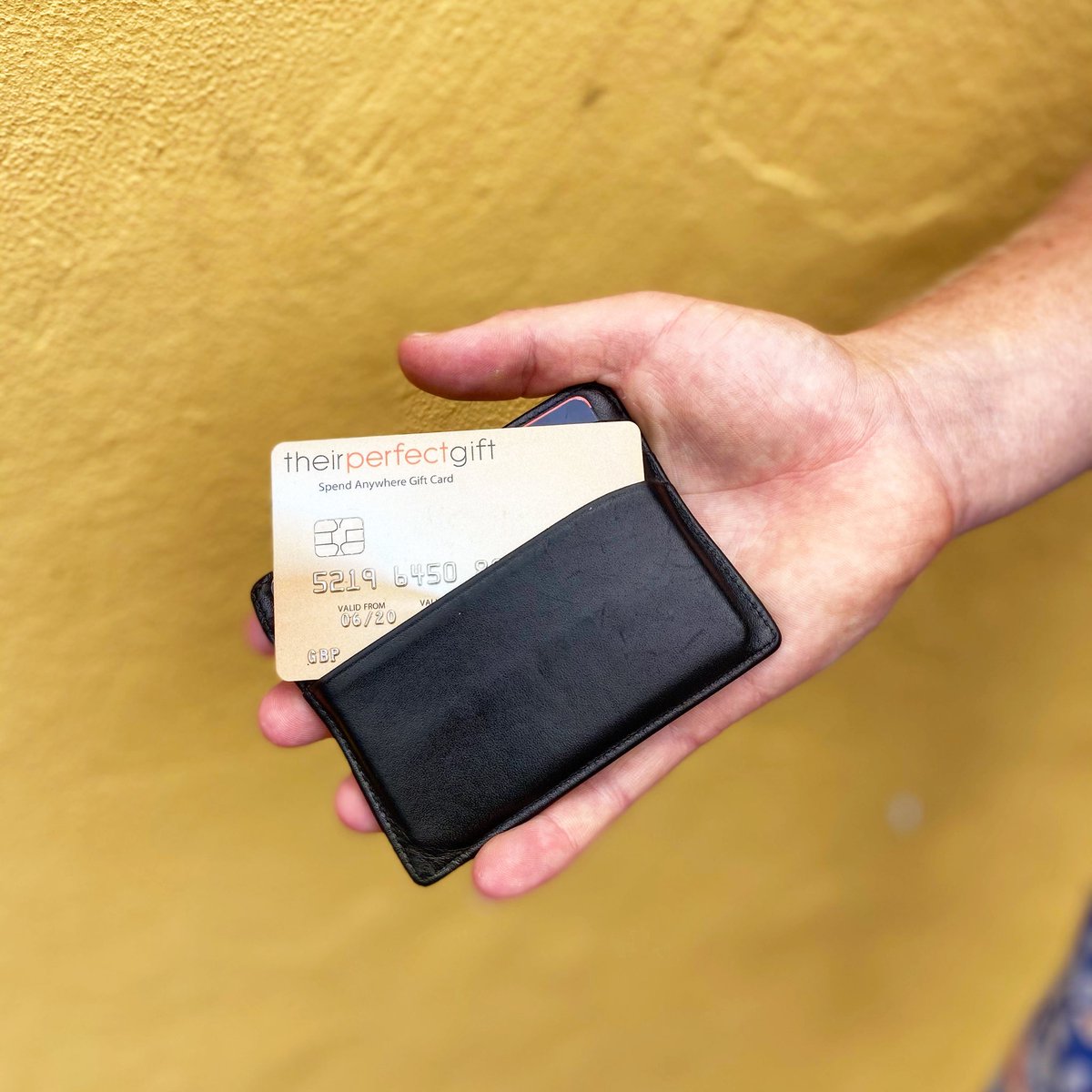 theirperfctgift's tweet photo. Take us wherever you go 💫💳
#spendanywheregiftcard #theirperfectgift #mastercard #mastercardgiftcard https://t.co/pVAU6JL3yJ