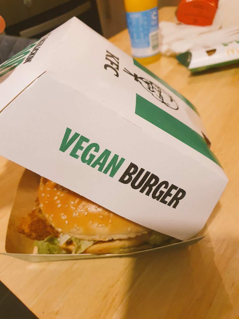 I'm shook...it tastes like a normal chicken burger 😲