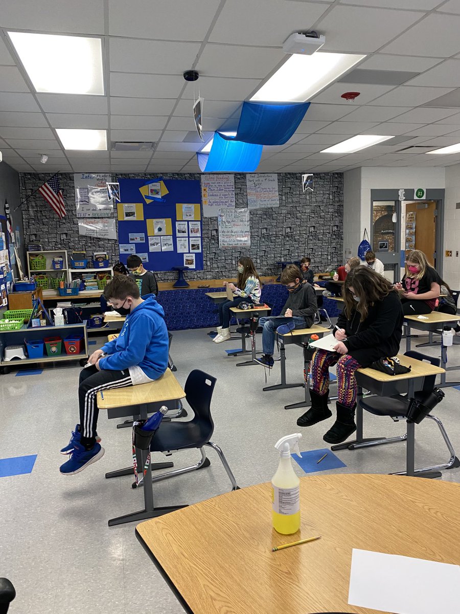 room31williams's tweet photo. How are we reviewing for our math test today? Math games and white boards of course! https://t.co/9nTMwlCCIW