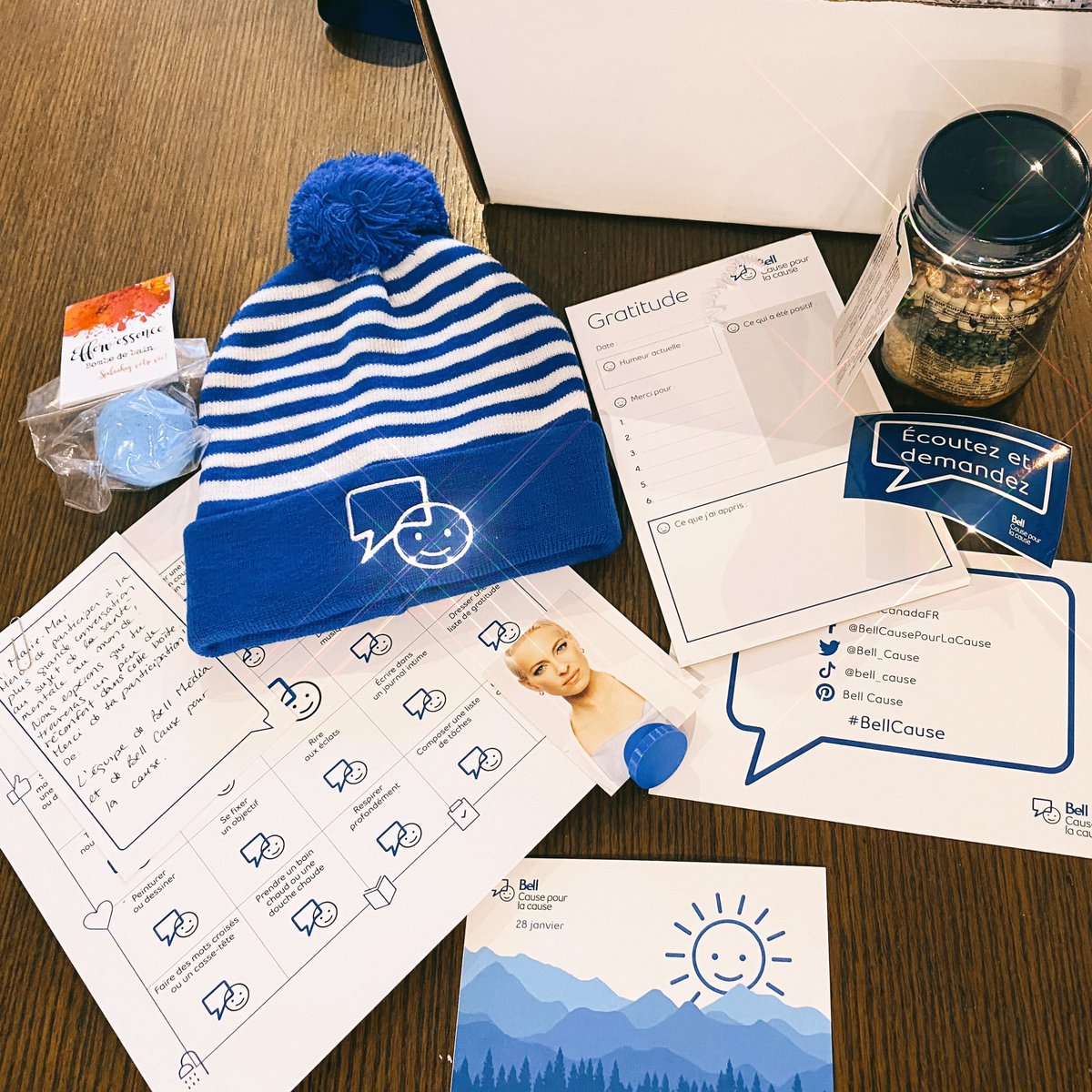 Une journée importante pour une cause qui l’est tout autant, et ce, au quotidien.

LA SANTÉ MENTALE

N’ayons pas peur d’en parler, de la nommer, de s’écouter et gardons le cœur et l’esprit ouverts. C’est ensemble et chaque jour qu’on fait une différence. #BellCause #BellLetsTalk