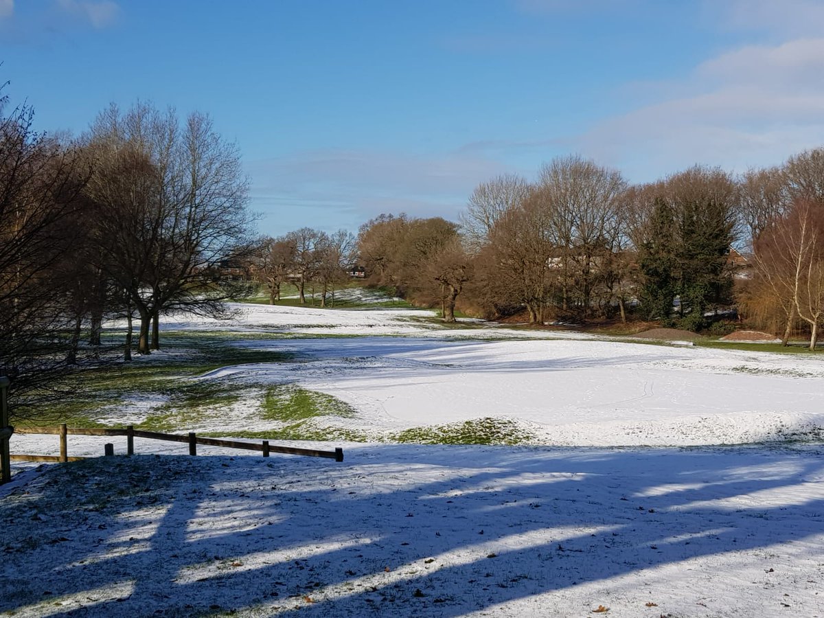 Calling our golfing and walking local community – please complete this 2 minute survey to show your support for our drainage funding application  surveymonkey.co.uk/r/SXQJ5F6