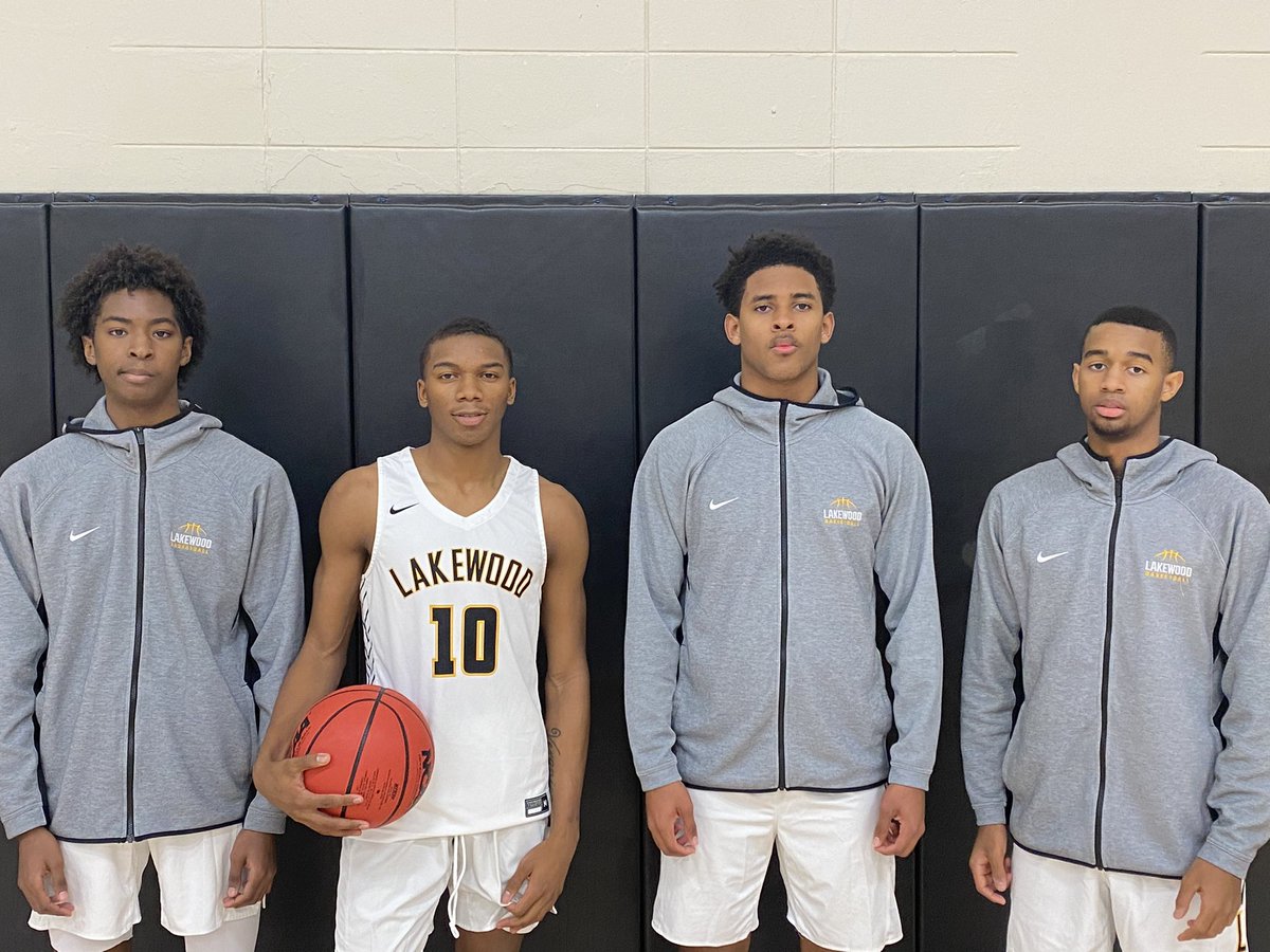 Senior night 🔥.  Dropping stats and pics all day today.  This is a good looking group.. pause