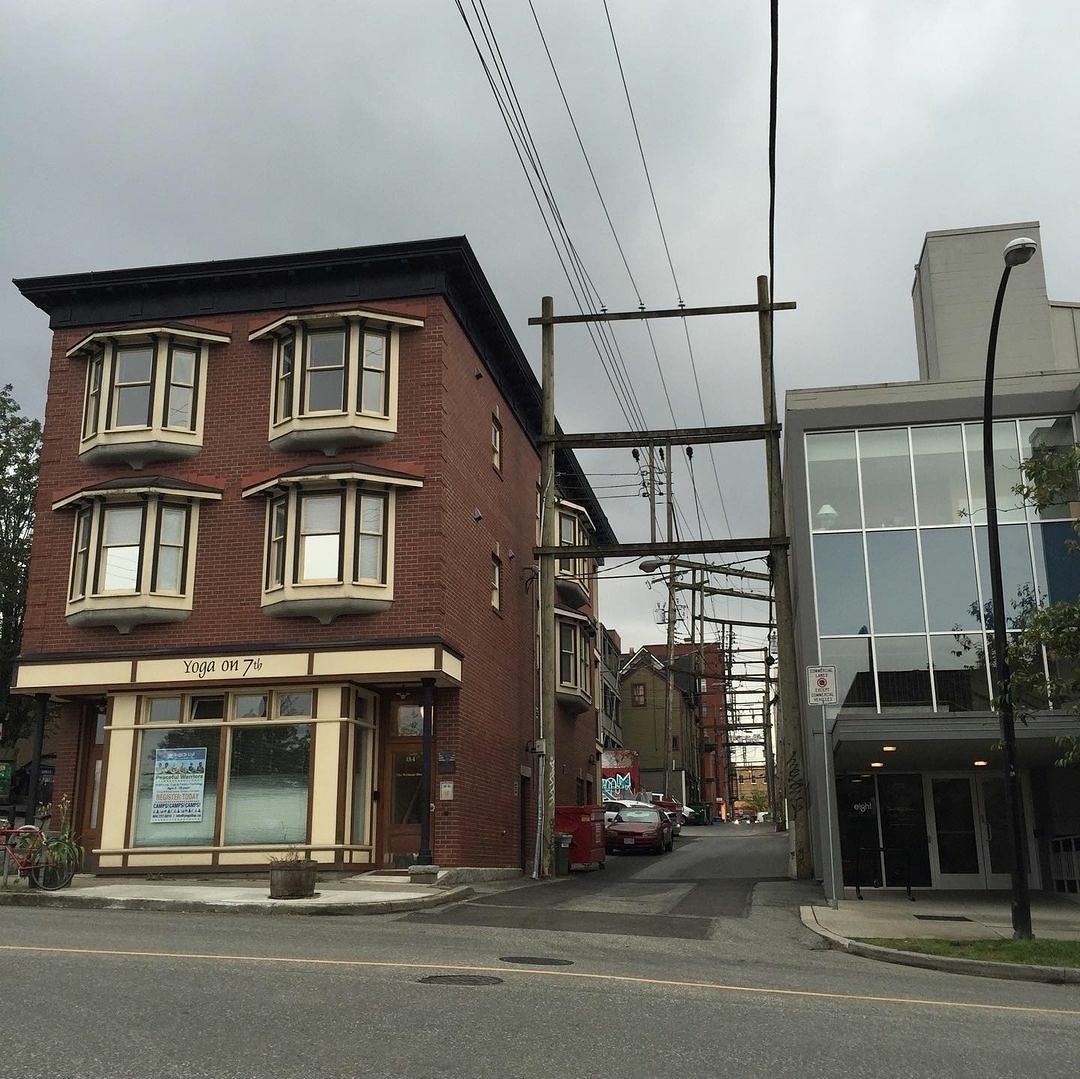 MountPleasantBC's tweet image. Architecture in Mount Pleasant thanks to thiswestcoastlife (IG). 

#MyMountPleasant #yvrarchitecture