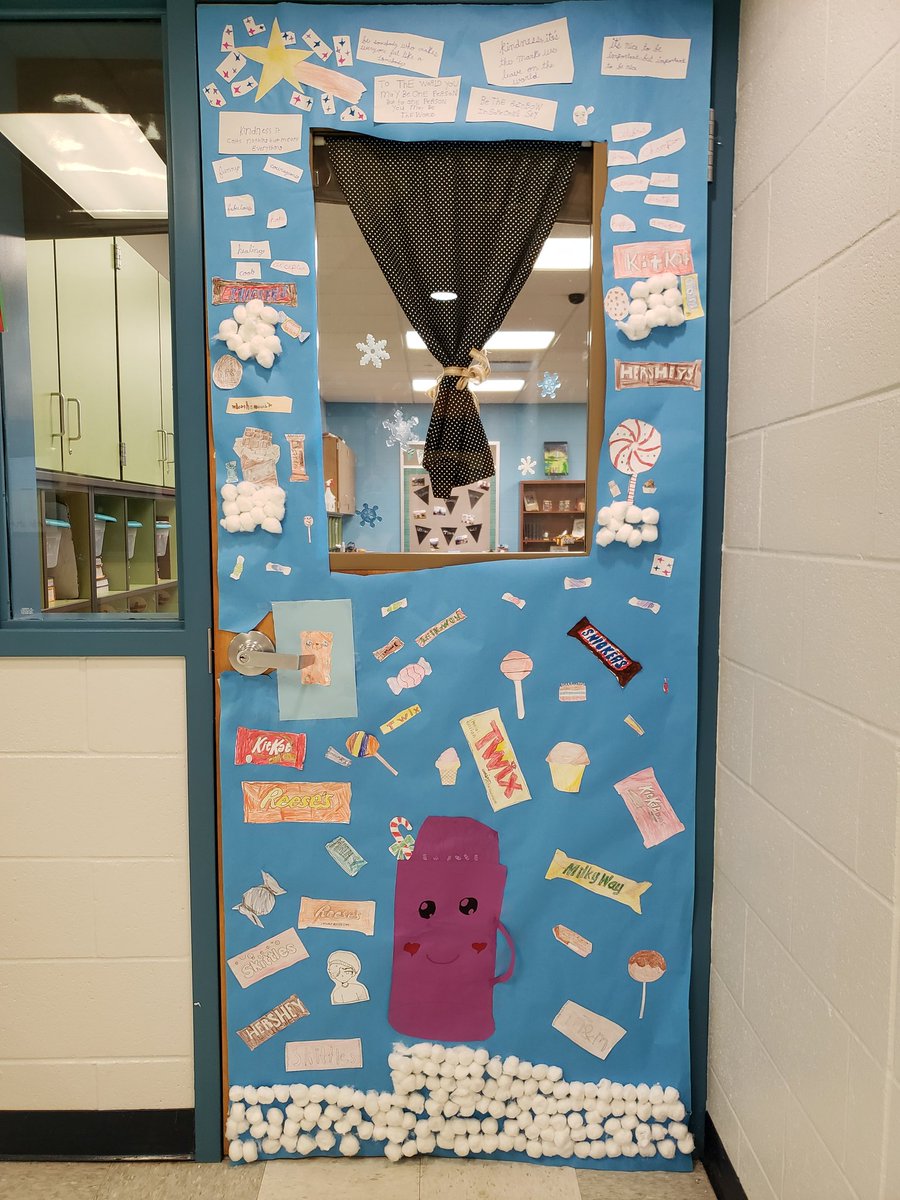 MrsLogansmsd's tweet photo. Our class has been working so hard on our kindness door this week for Kindness Week! They've done a great job being creative and working together! At the top there are kindness words and quotes 💕 #fortheloveof5th @BrookridgeSMSD https://t.co/N2vYhOZ5C1