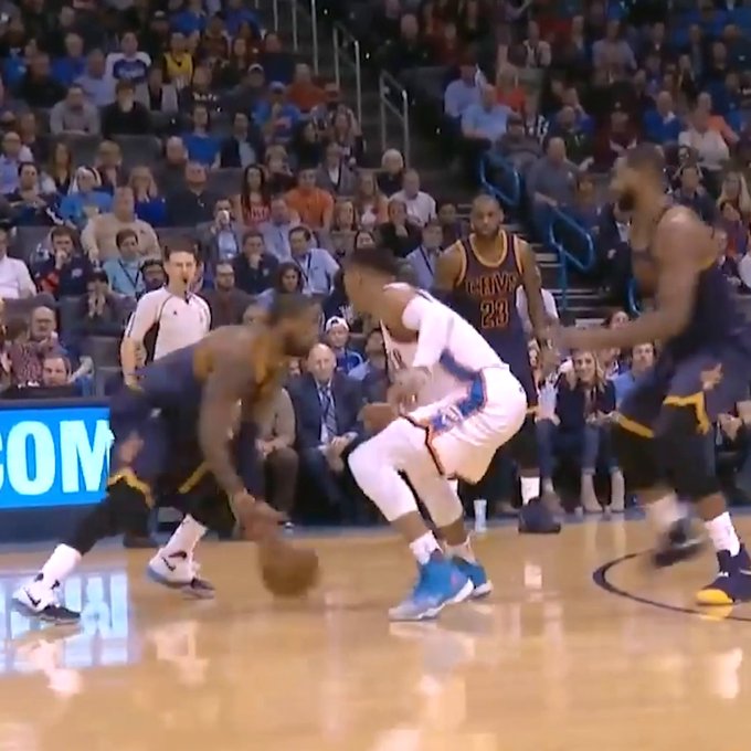 カイリー アービング の評価や評判 感想など みんなの反応を1週間ごとにまとめて紹介 ついラン