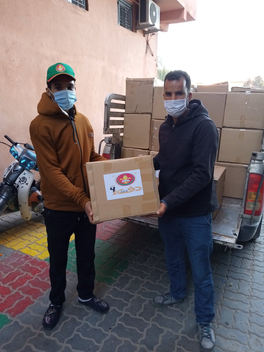 AsmZagora's tweet photo. #خدمة_المجتمع
#قسم_الجوالة_والدليلات
#حملة_دفء4
تسليم الدفعة الثانية  من الملابس لجمعية جمعية أيت بوضاض للتنمية، وجمعية إغف نزرگ للتنمية بجماعة كتاوة قصد التكفل بتوزيعها للمحتاجين بالمنطقة. https://t.co/332LGZYMoq
