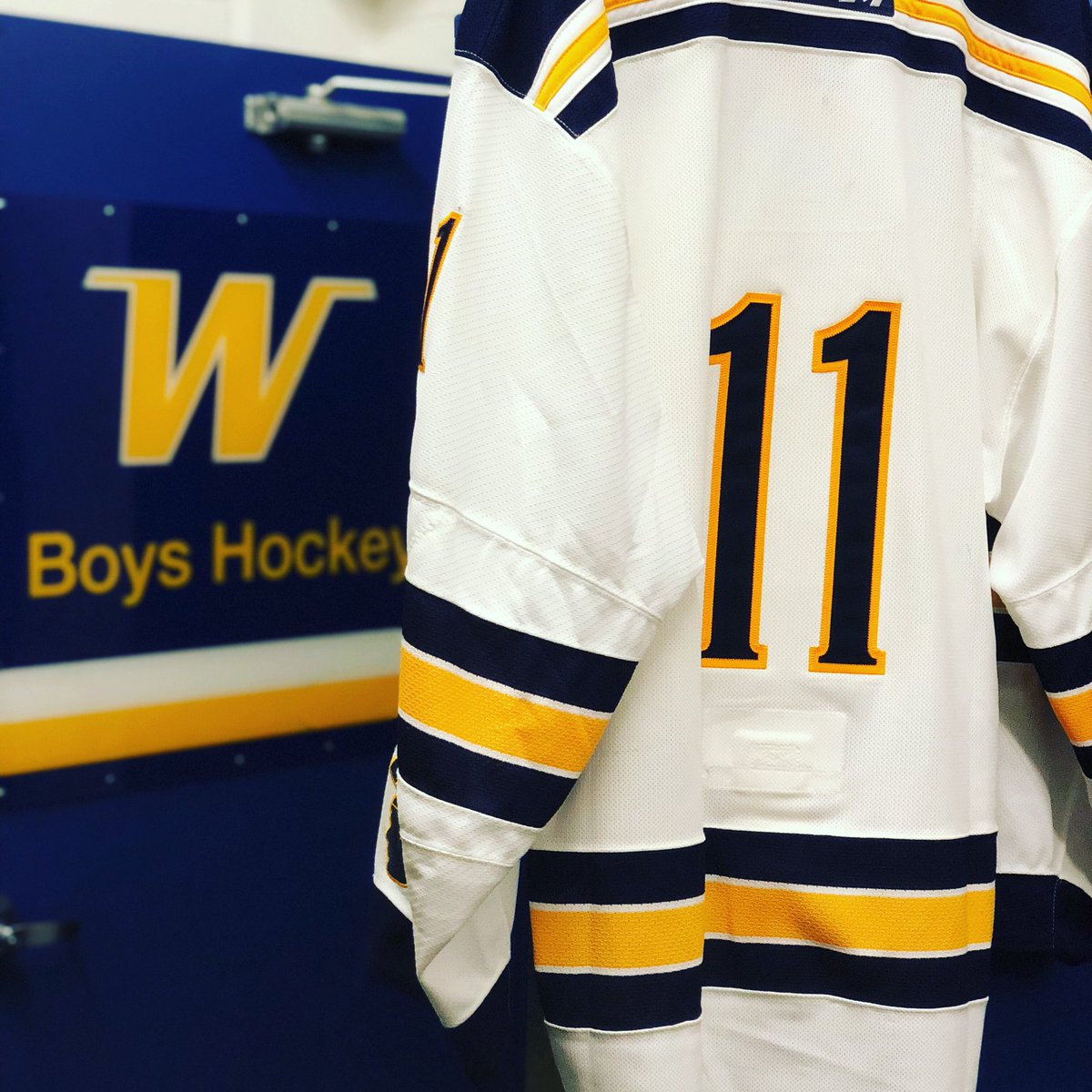Wayzata Boys Hockey tweet media