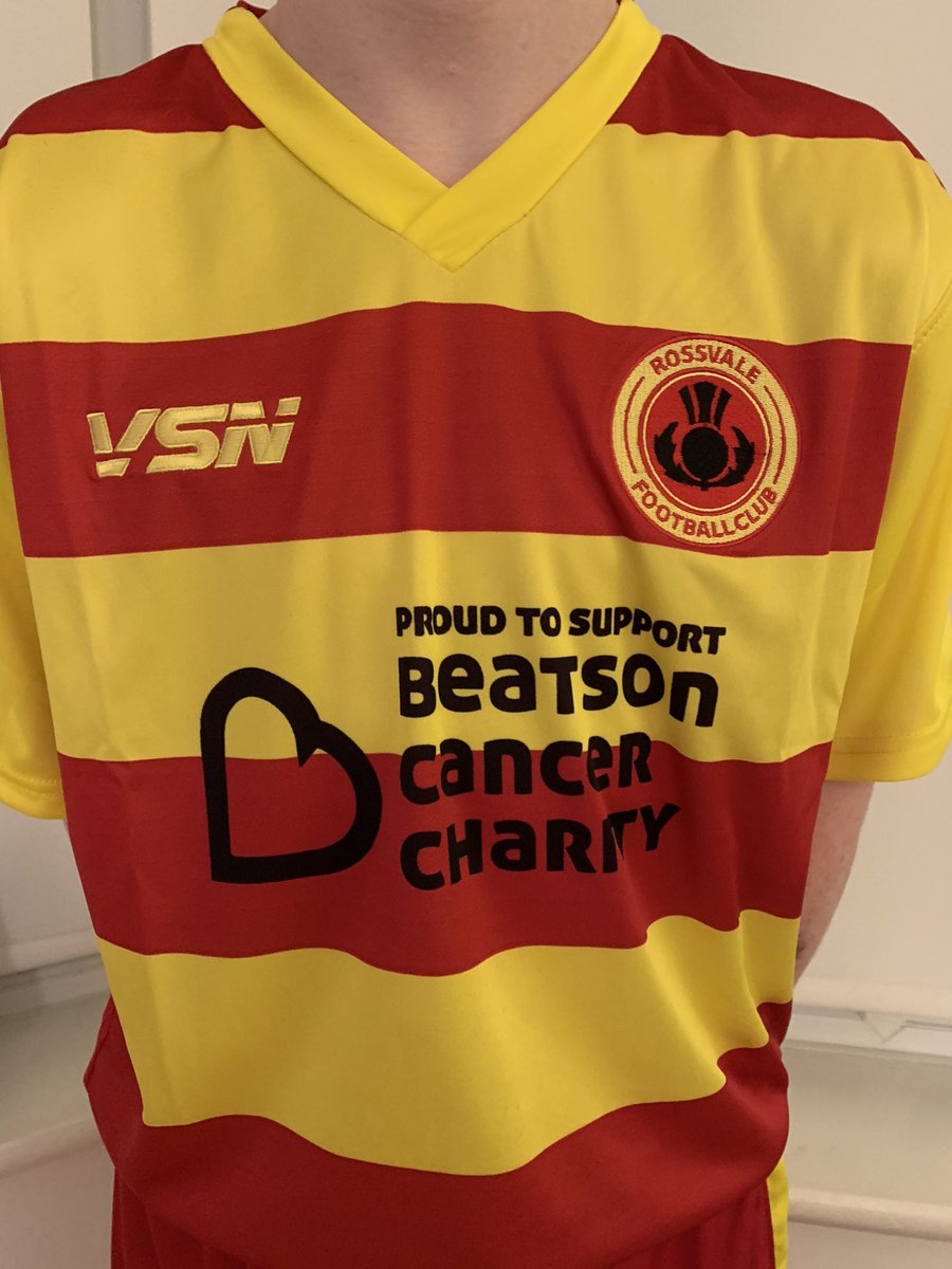 Rossvale Utd 2006 new home kit proudly show support for <a href="/Beatson_Charity/">Beatson Cancer Charity</a> #wearerossvale #TeamBeatson