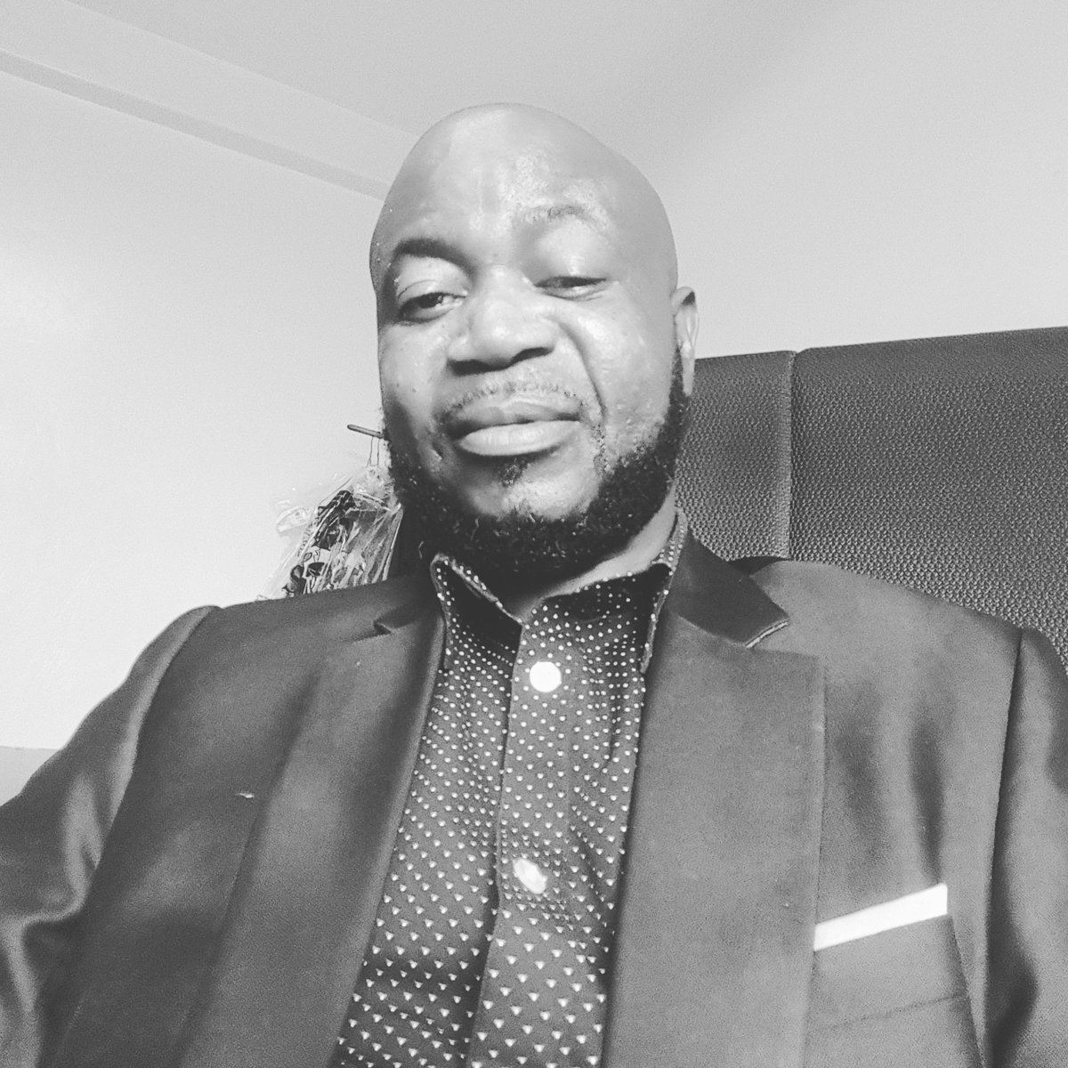 SamZulu4u's tweet photo. #NewProfilePic https://t.co/Bjs8apijcr