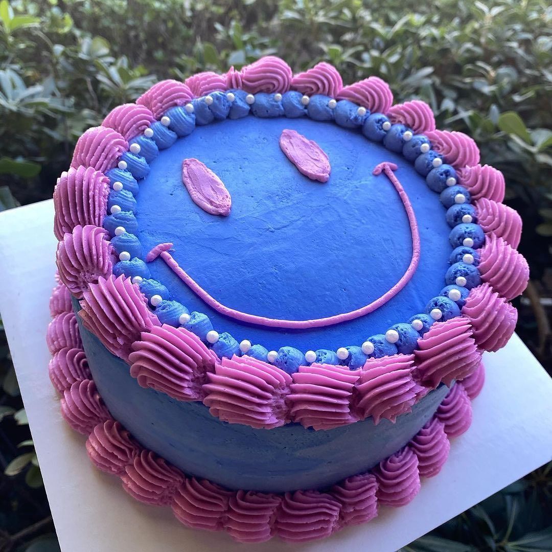 therisefactory's tweet photo. Eating cake makes you 80% more likely to have a good day. Trust us, we've done the research. 

rp @bakedwithmagick https://t.co/pkDc1ETy5T