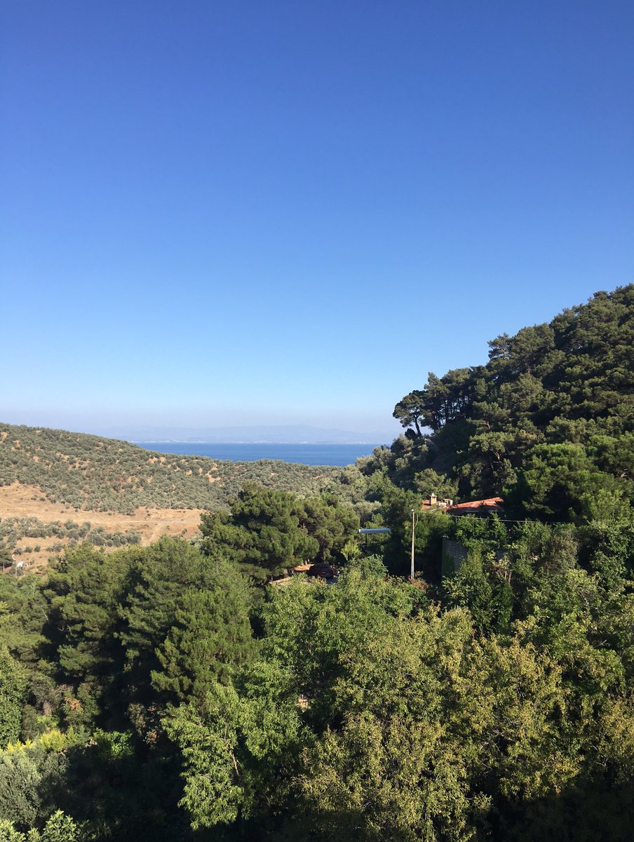 Salgının hayatımızdan çıkacağı umudu ve duasıyla yazın yeniden kavuşmak üzere, Kazdağları’na,şahane denizine ve muhteşem günbatımlarına veda ediyorum artık ♥️🌿 #Offtoİstanbul https://t.co/Jrmb7HKzNB