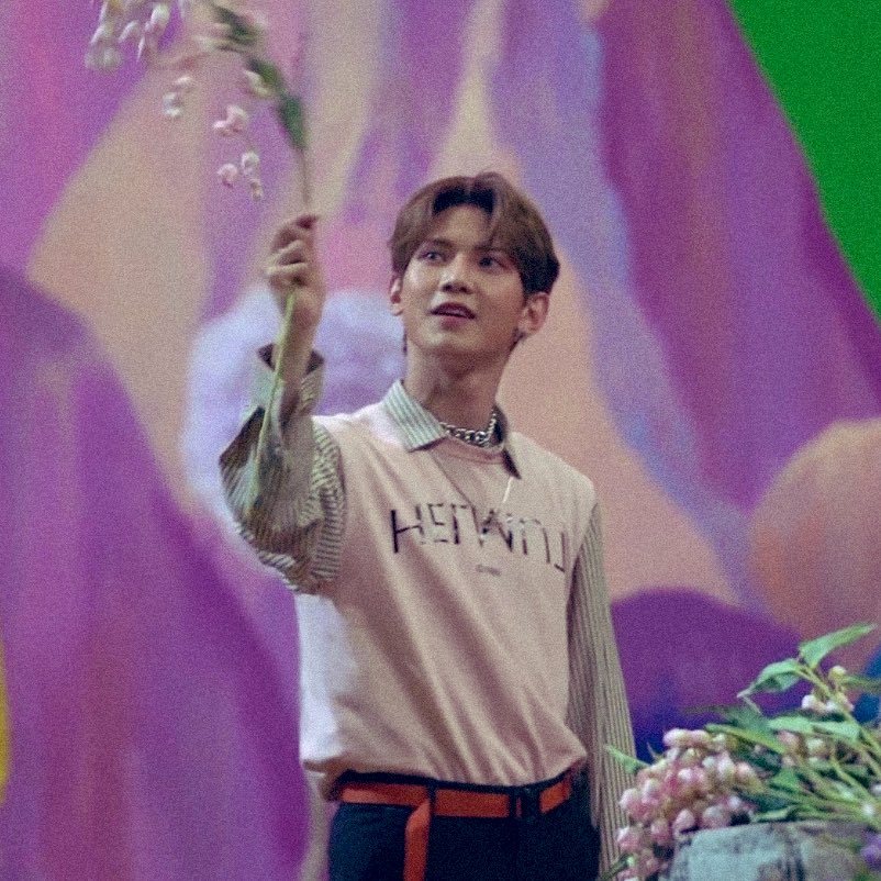foraespateez's tweet photo. π· : #YEOSANG #WINTER #ATEEZ #μμ΄ν°μ¦ #aespa #μμ€ν #AESPATEEZ https://t.co/DAW0IiGg7p