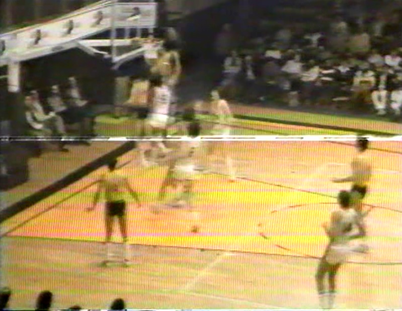 1983 T.Metropolitano . Obras vs River Aclaro que es un recorte, no un partido completo. youtube.com/watch?v=qNaK-y…
Obras E.Cadillac,E.Camisassa,H.Campana,V.Pellegrino, N. Barnhill. DT E.Vecchio  
River: H.Haile,D.Arejula.N.Meire, A.Yodice,H.Zeballos, J.Pagella, M.Duffy. DT C.Coccaro