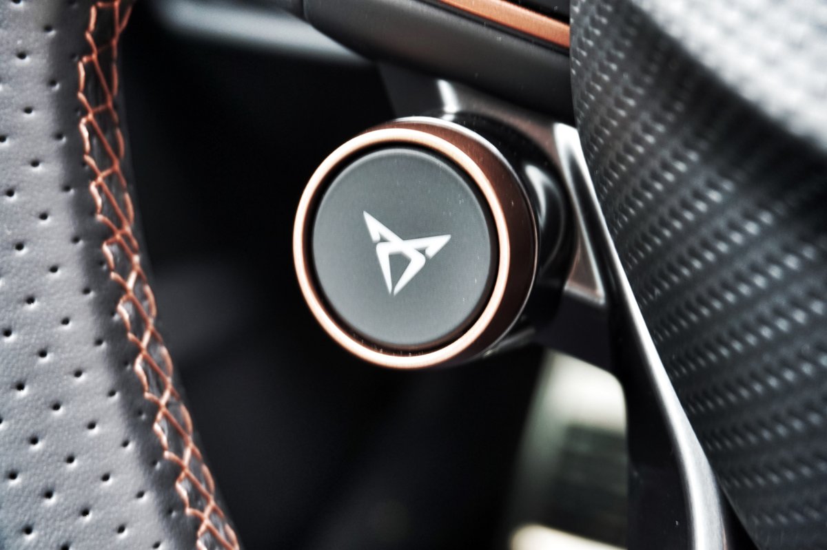 JureGregorcic's tweet photo. .@AMZS_si @Motorevija #Test @CUPRA #formentor VZ 2,0 TSI #4drive - to je eden najbolj razburljivih družinskih avtomobilov, kar sem jih vozil. Je avto v katerem voznik išče ovinke, znova in znova. ➡️Klik na 📲💻https://t.co/eIbN6dTICX https://t.co/kLlJ9u0k68