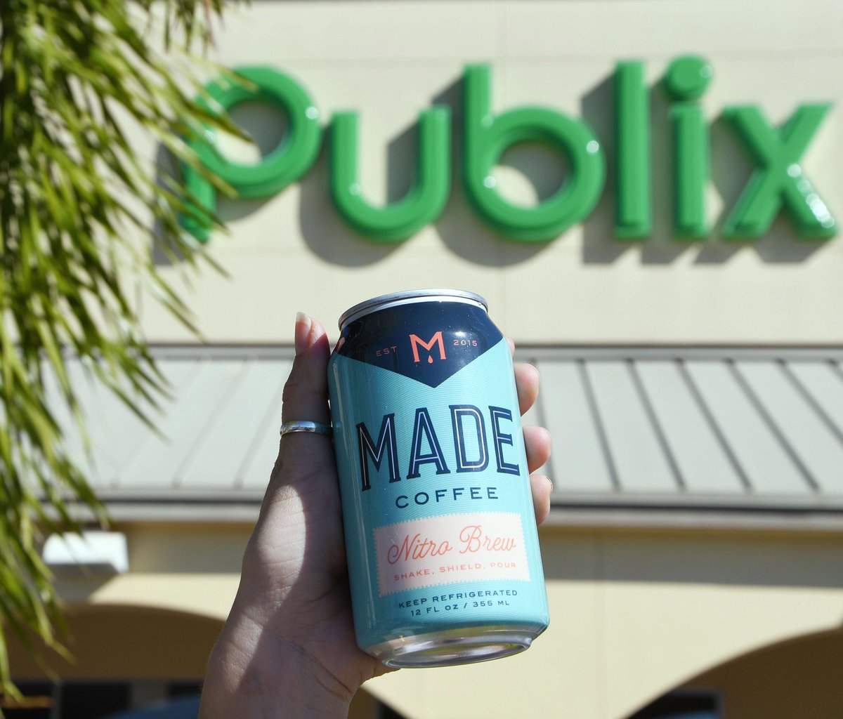BOGO is here!! Thursday 1/28 until Wednesday 2/3 ALL Made Nitro Brew is BOGO @publix stores throughout Florida . Run, don’t walk and stock up! ☕️❄️☕️❄️☕️❄️
...
Pro Tip: Find our Nitro cans in the creamer/egg cold section in Publix
...
#publix #publixbogo #florida #grocery