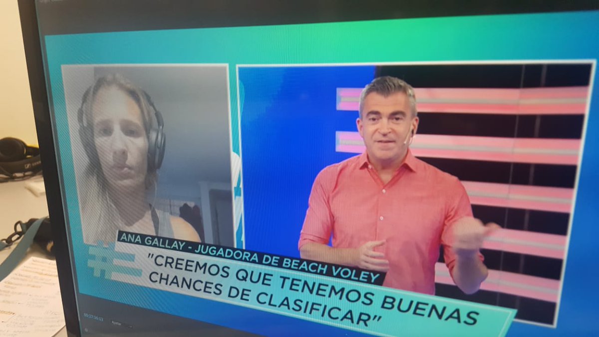 En #camisetaargentina <a href="/anagallay/">Ana Gallay</a> por <a href="/TV_Publica/">TVP</a> con <a href="/MiguelOsovi/">Miguel Osovi</a> <a href="/Jeballesteros/">Juan Ballesteros</a> <a href="/fedenrusso/">Federico Russo</a> 
🎤📺🇦🇷

<a href="/GPSportsArg/">GP Sports Argentina</a> #prensagpsports #teamgpsports #cristianiprensa #haciendoprensa #beachvoley
