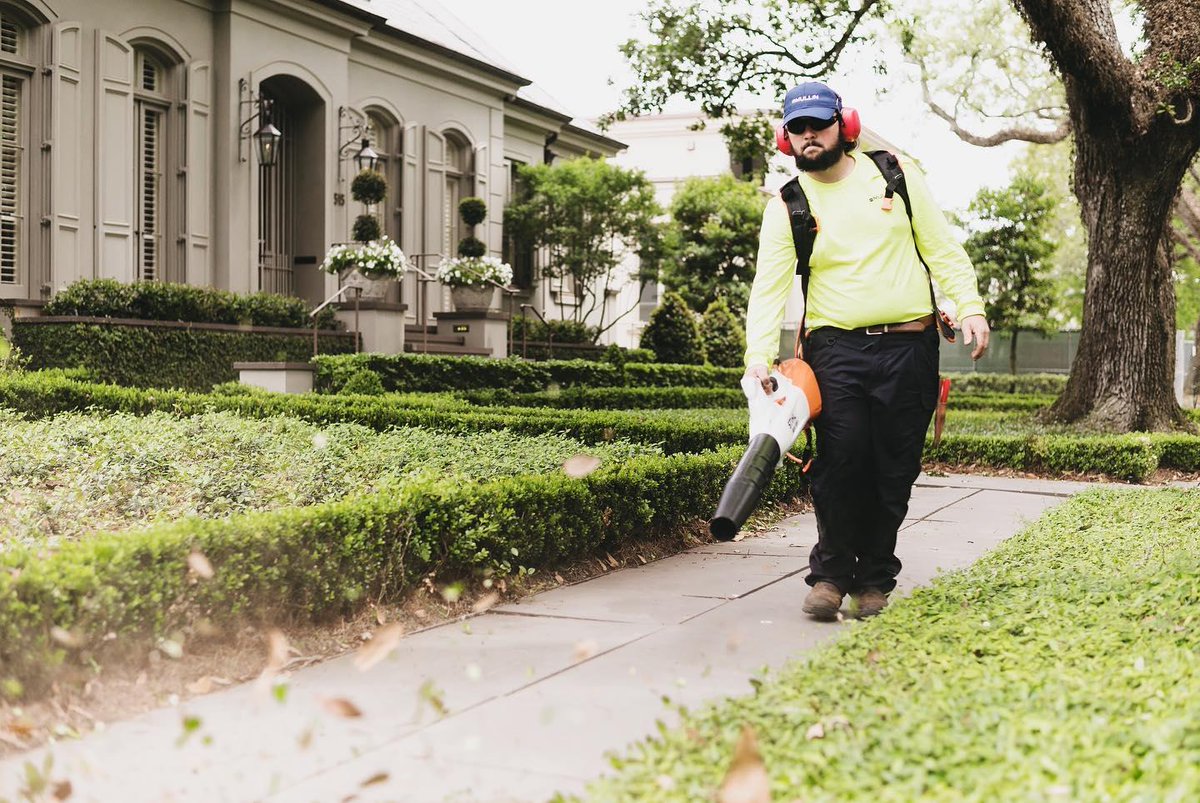 GROW! 2021 returns February 24–26, 2021! The highlight of this year's event will no doubt be the tour of Mullin, a New Orleans landscaping company that does incredible work and has tripled in size in the last 6 years. hubs.li/H0FC9sX0
#GROW2021 #landscaping